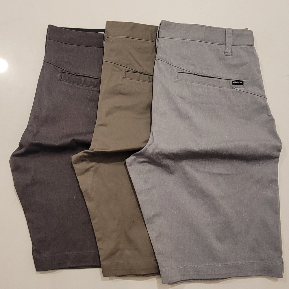 Volcom Men's Charcoal Flat Front Shorts - Picture 3 of 3